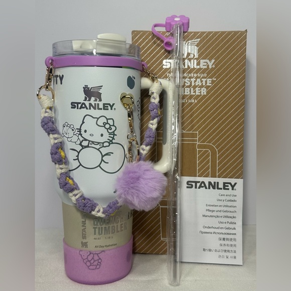 Stanley limited edition Hello Kitty 40 oz Quencher w/Accessories. - Picture 3 of 4